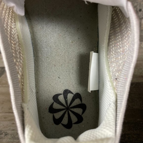 Nike Air VaporMax 2020 Flyknit Mens 10 Summit White Running Shoes CJ6740-100 - Picture 8 of 11